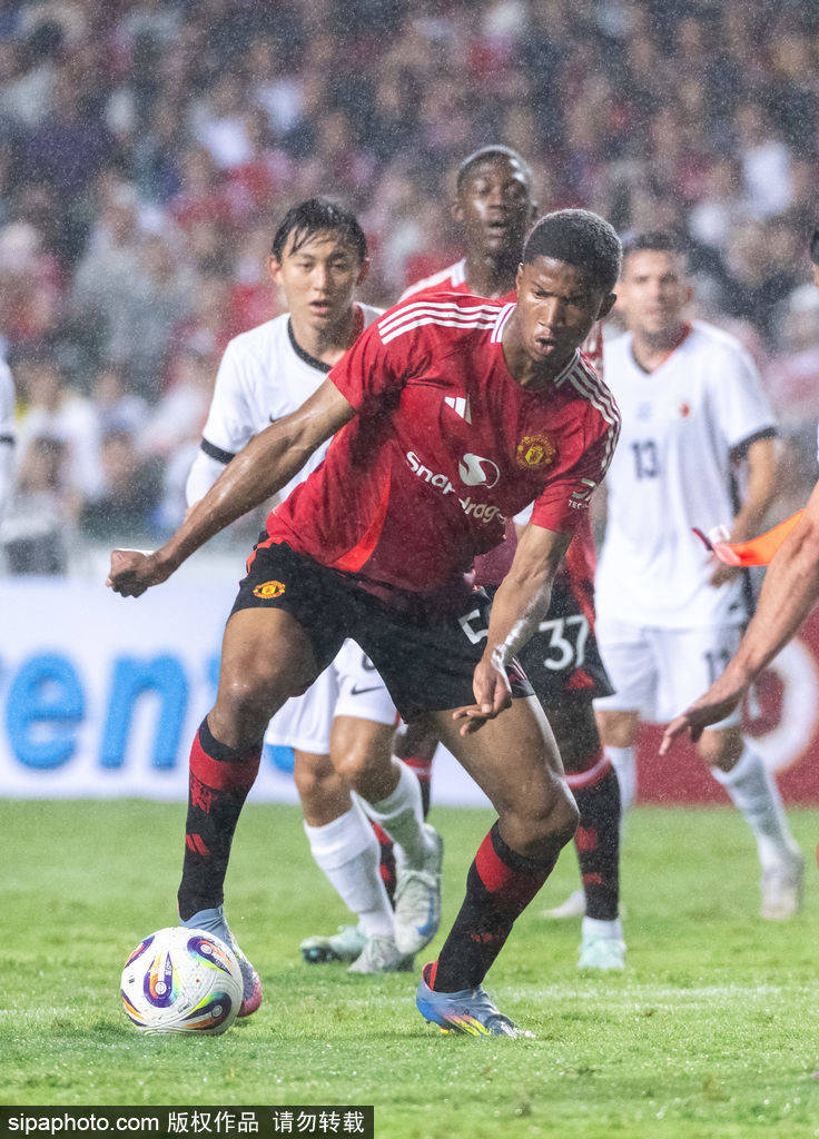 如何代理皇冠信用網_曼联香港行口碑雪崩！主办方罕见开炮：水平太次如何代理皇冠信用網，票房都卖不完！