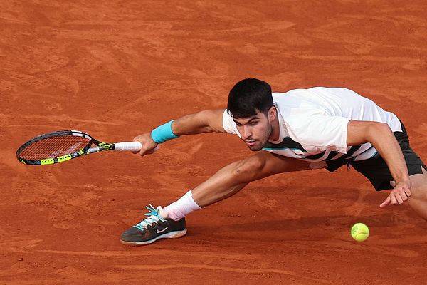 信用网怎么开户_法网︱阿尔卡拉斯让二追三男单卫冕成功信用网怎么开户，互相成就伟大的“顶尖对抗”重现网坛