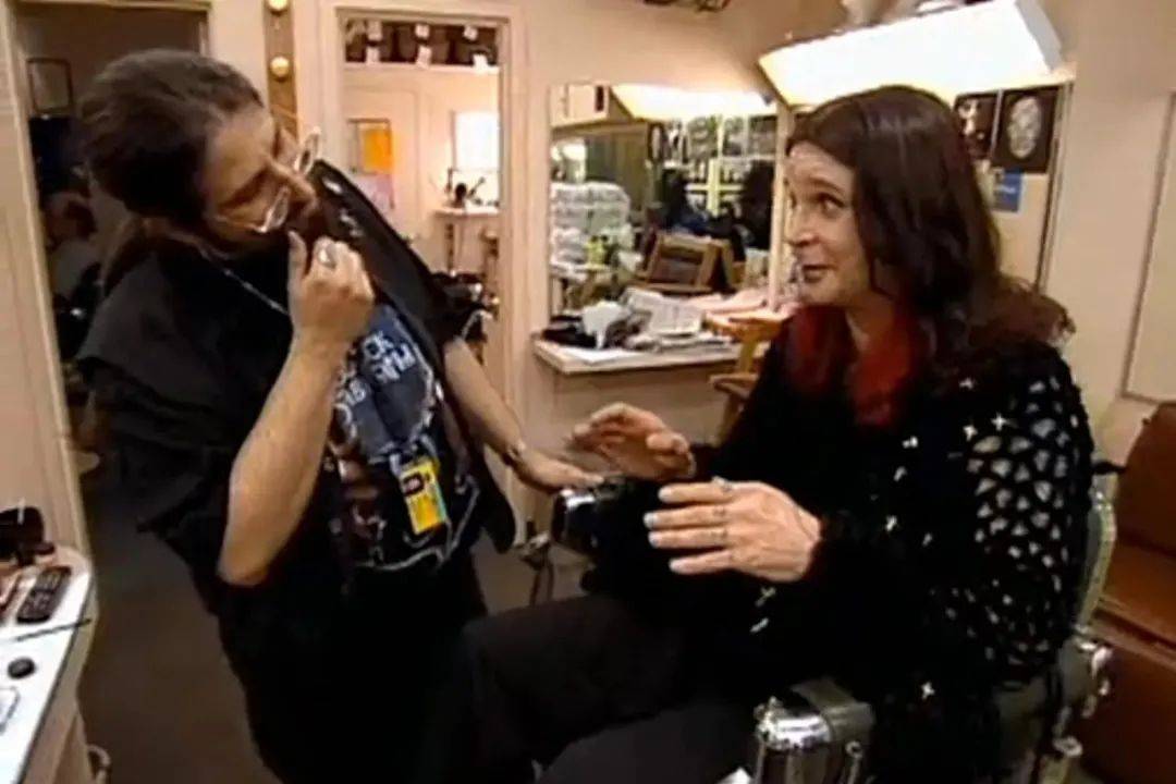 皇冠信用网登1代理 _“活传奇”去世皇冠信用网登1代理 ！17天前还在开演唱会……