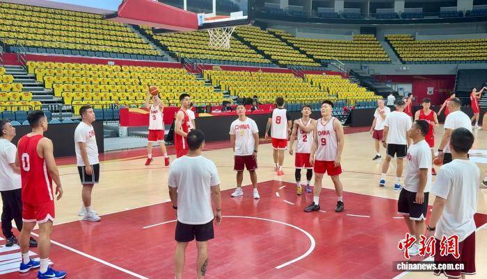 皇冠信用网网址多少_中国男篮主教练郭士强：无惧强队 亚洲杯将拼好每一场