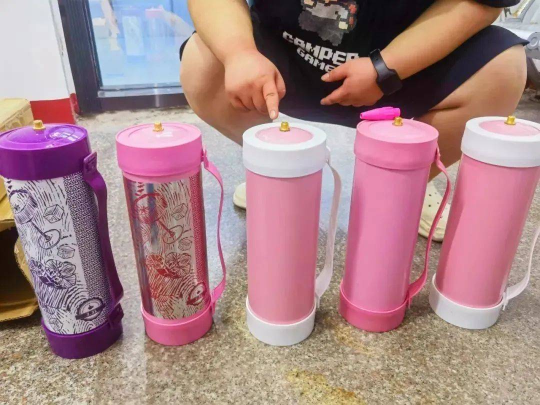 如何申请皇冠信用網_男子退房如何申请皇冠信用網，留下几个“粉色瓶子”！果断报警……