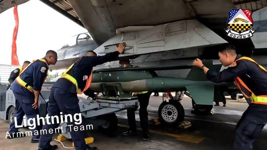 皇冠welcome注册账号_红旗-12瞄准F-16后皇冠welcome注册账号，泰国鹰狮战机出击，中方明确没给柬埔寨武器