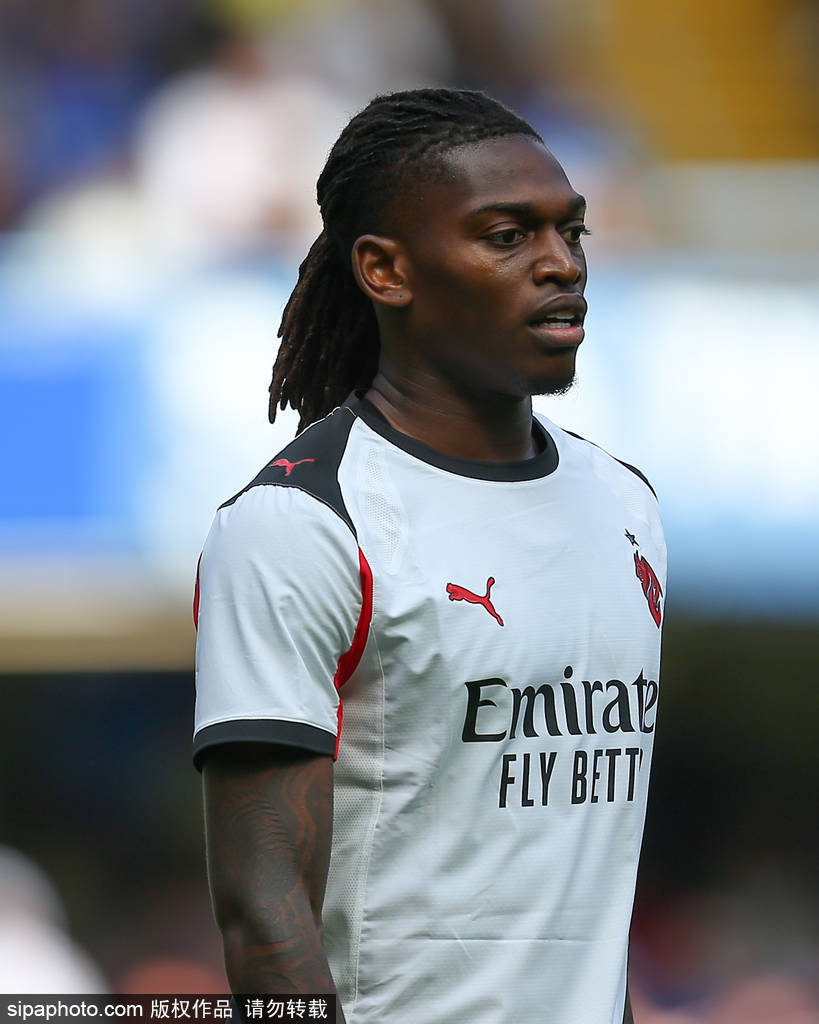 意大利甲组联赛 _米兰失利背后的战术分析：控球率高却难破克雷莫纳防线的秘密