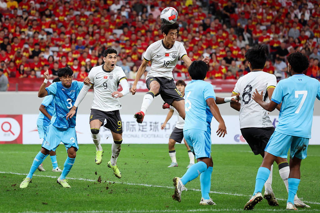 保德比斯基vs胡特尼克_U23亚预赛-王钰栋替补独造6球 U22国足10-0北马里亚纳两连胜