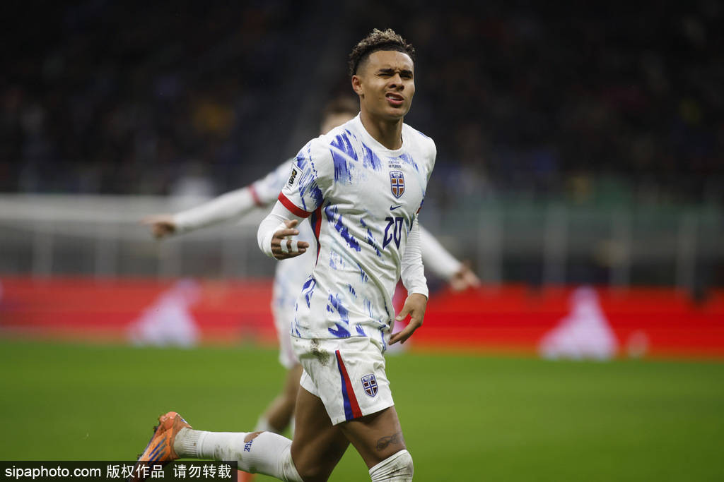 皇冠信用网登1_世预赛-哈兰德2分钟2球 挪威4-1双杀意大利时隔28年进世界杯