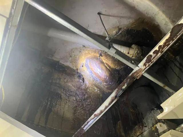 皇冠信用网代理
_“每天回家我都想吐!”整整3年皇冠信用网代理
,因顶楼住户一个操作,广东一小区整栋楼业主直呼“苦不堪言”,多方回应