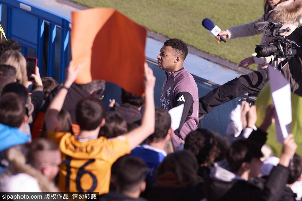 皇冠信用网开户
_超级杯前夕:皇马最后训练爆出大新闻皇冠信用网开户
,吕迪格缺席令阿隆索难题加重